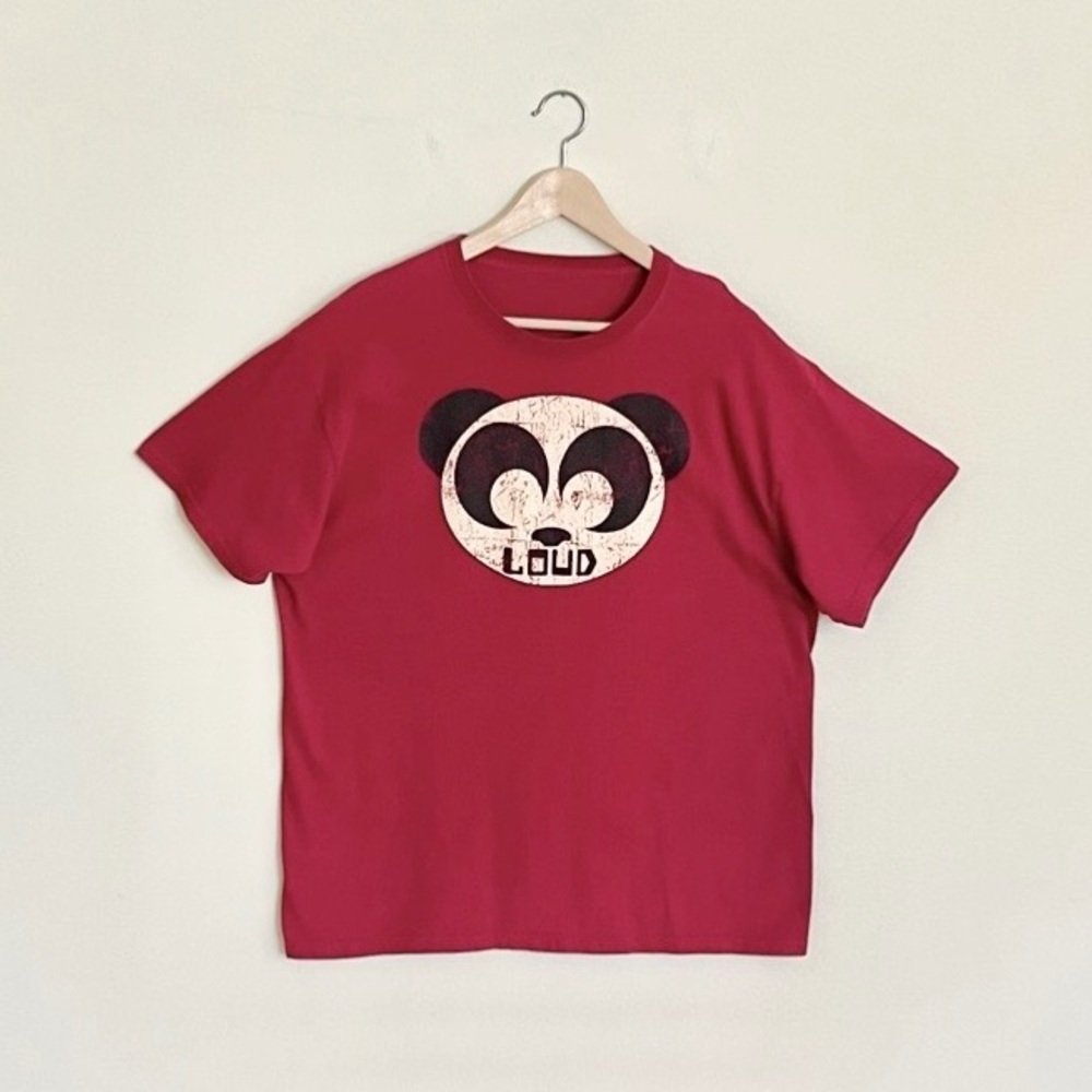 Vintage Y2K Loud Panda Graffiti Street Art Graphic Red T Shirt Adult size XL